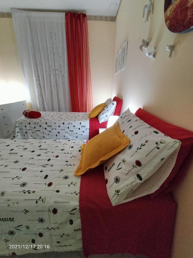 Beatrice Apartment Con 1Camera Da Letto, Un Soggiorno Cucina E Bagno Scordia ภายนอก รูปภาพ