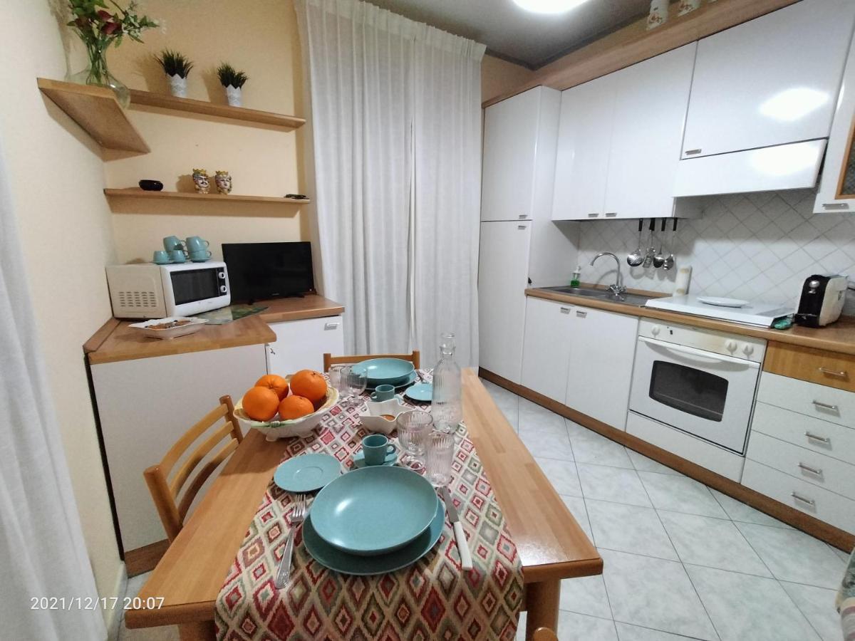 Beatrice Apartment Con 1Camera Da Letto, Un Soggiorno Cucina E Bagno Scordia ภายนอก รูปภาพ