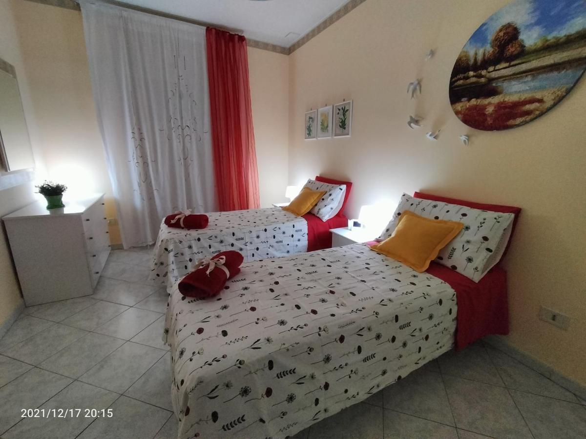 Beatrice Apartment Con 1Camera Da Letto, Un Soggiorno Cucina E Bagno Scordia ภายนอก รูปภาพ
